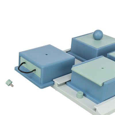 Trixie Dog Activity Poker Box 1